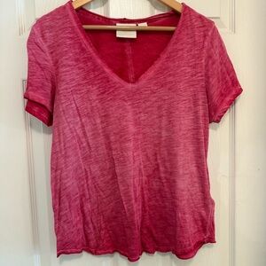 NWOT Maeve by Anthropologie Raspberry Slub Knit Dip Dyed V-Neck T-Shirt